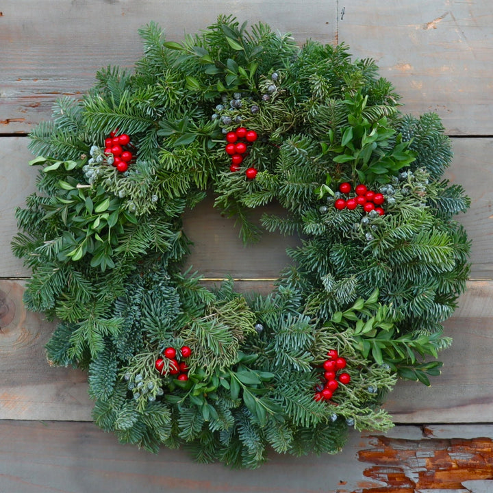 Evergreen Candle Ring 8"