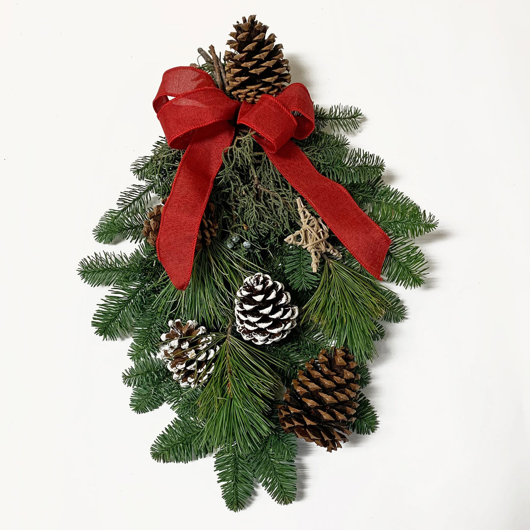 Christmas Greens Door Charm